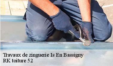 Les opérations de mise en place des gouttières à Is En Bassigny dans le 52140